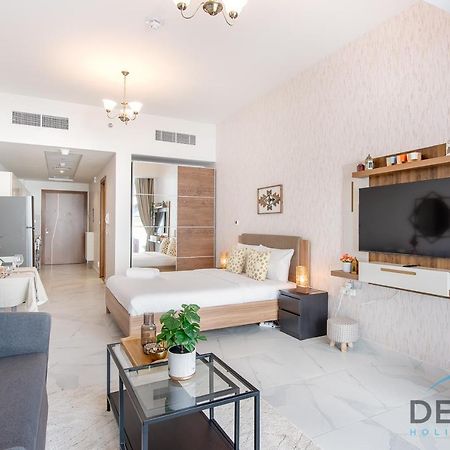 Intimate Studio At Millennium Binghatti Residence Business Bay By Deluxe Holiday Homes Dubai Exterior photo