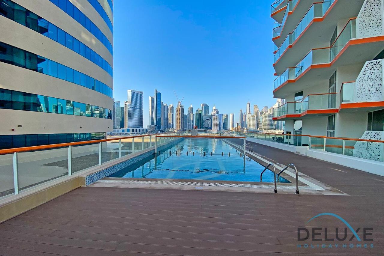 Intimate Studio At Millennium Binghatti Residence Business Bay By Deluxe Holiday Homes Dubai Exterior photo